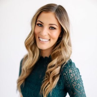 Hannah Kahn
