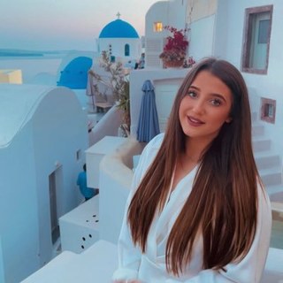Rhianna Benson