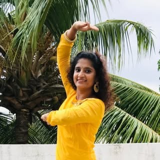 Madhuraa Joshi Dance Creator Digital Marketeer