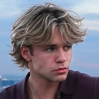 Vik White